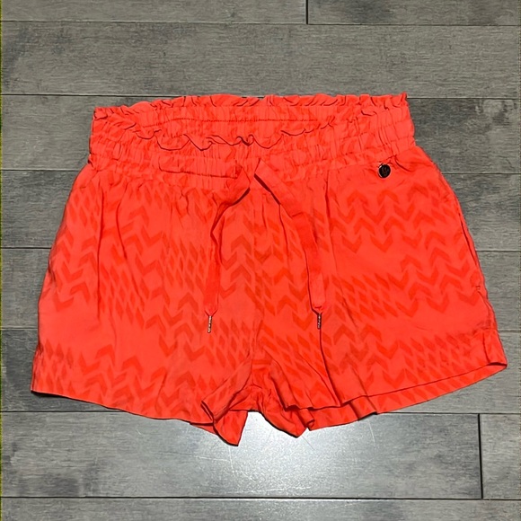 Lorna Jane Siobhan Shorts - Calypso - Small - Picture 5 of 9